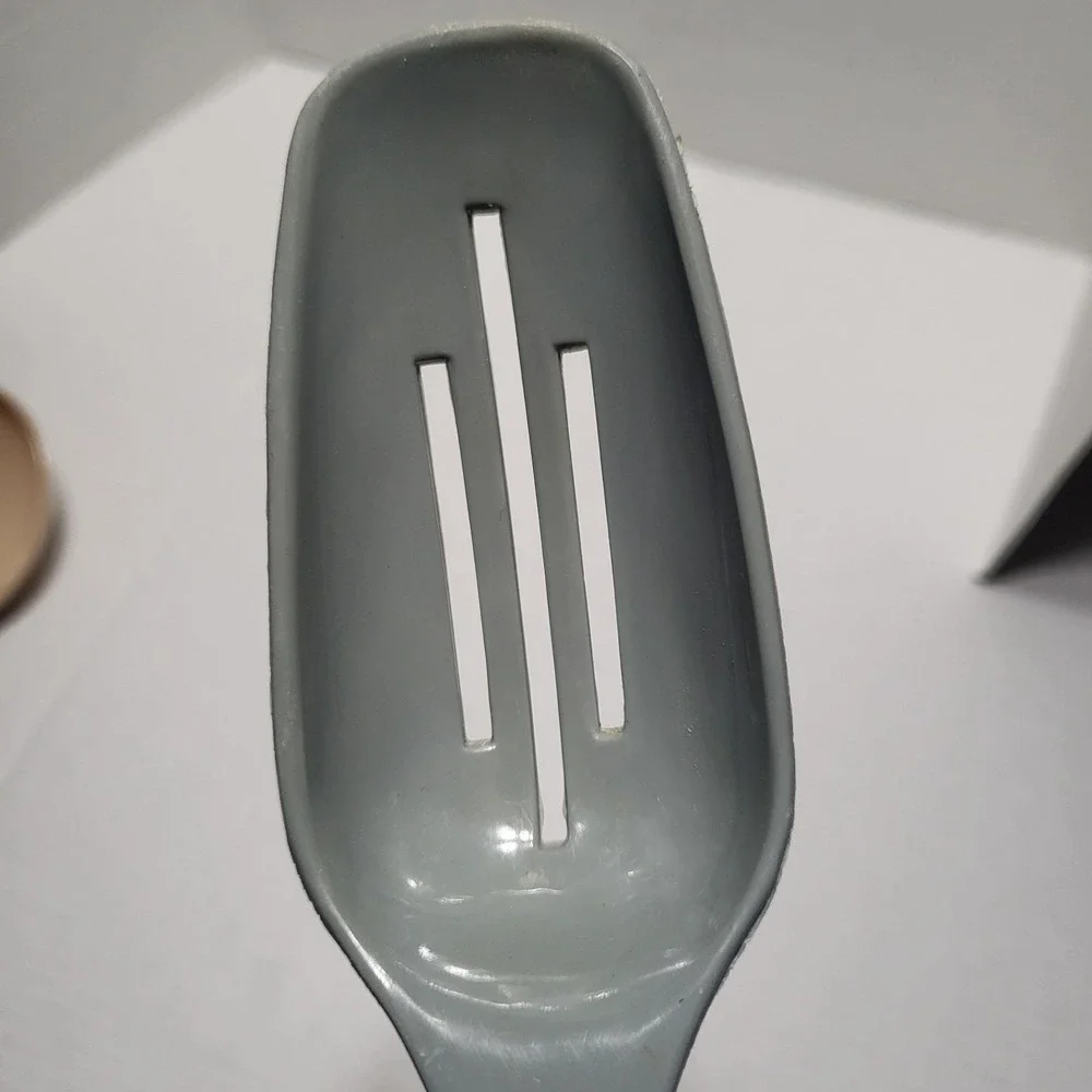Vintage King Kraft Gray Nylon Plastic 11